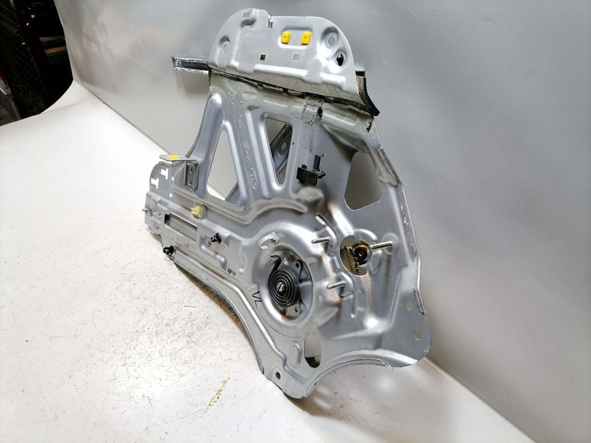 Kia Carnival 2 original Fensterheber vorn links elektrisch Bj.2009